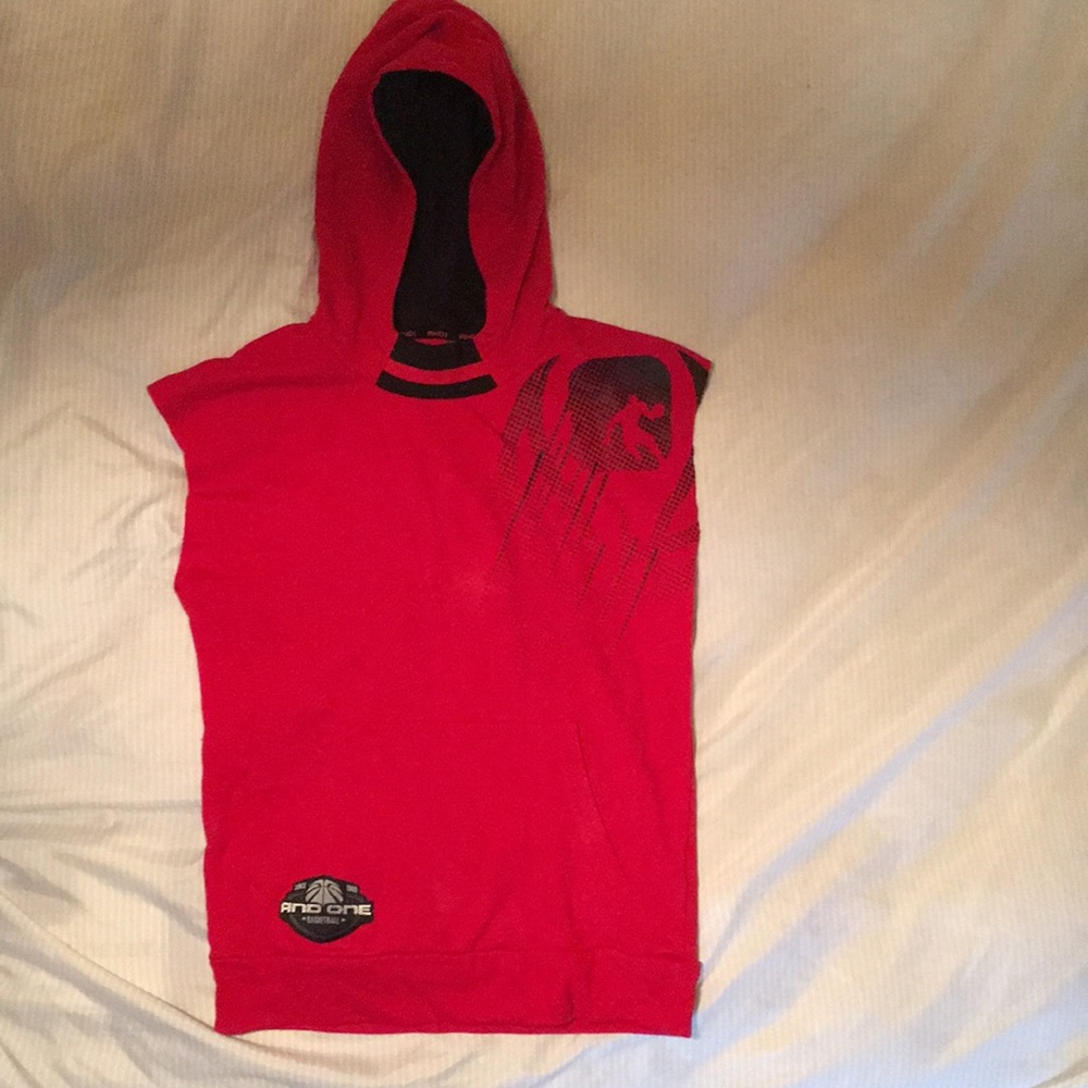 BOYS HOODED TOP